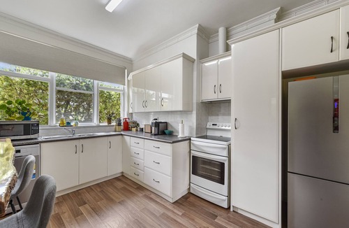 Mount Gambier House | Comfort on Crouch- Enjoy this beautiful house right in CBD.