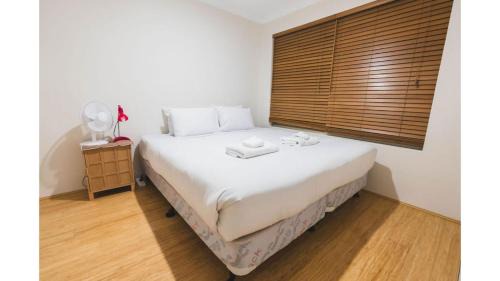 Canning Vale House | Comfortable 4BDR Family home in Suburbia