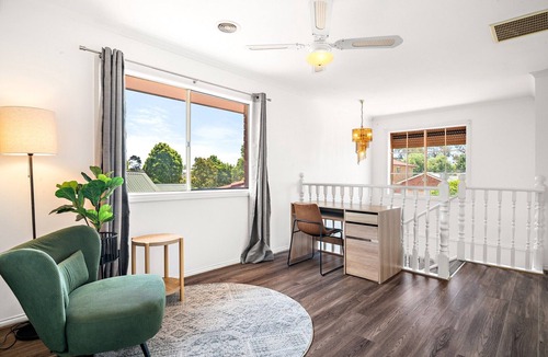 Caroline Springs Apartment | Comfortable Family Stay in Caroline Springs