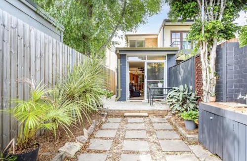 Leichhardt House | Comfortable Terrace in Central Location