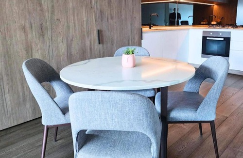 Fortitude Valley Apartment | Comfy 1 Bedroom Apartment with WiFi and Parking