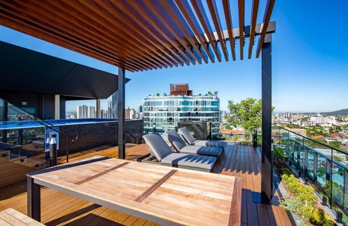 Fortitude Valley Apartment | Comfy 1 Bedroom Apartment with WiFi and Parking