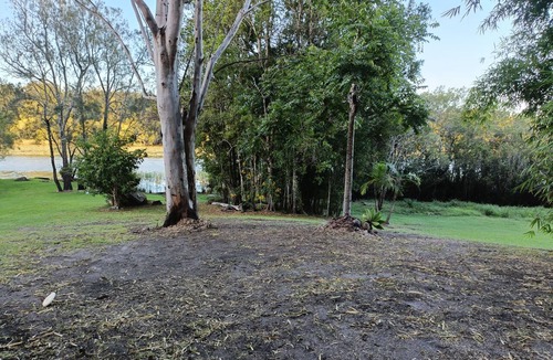 Northern Rivers Cabin | Comfy River view cabin on a nice secluded property with kayaks, beaches nearby .