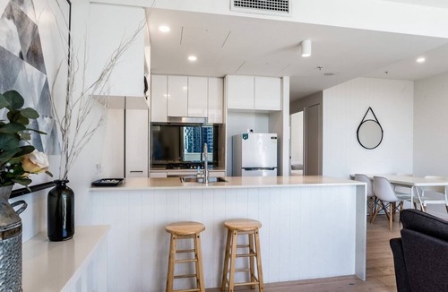 South Brisbane Apartment | Comfy Two Bedroom Apartment in South Brisbane