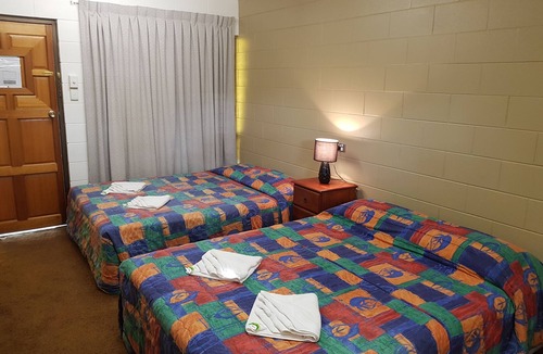 Charters Towers Hotel | Commercial Hotel