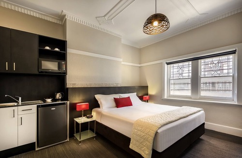 St Kilda Hotel | Como Court