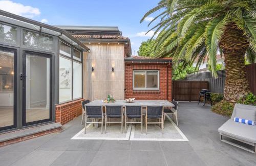 Brighton House | Complete Host Brighton House