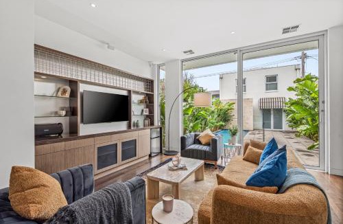 Middle Park House | Complete Host Middle Park House