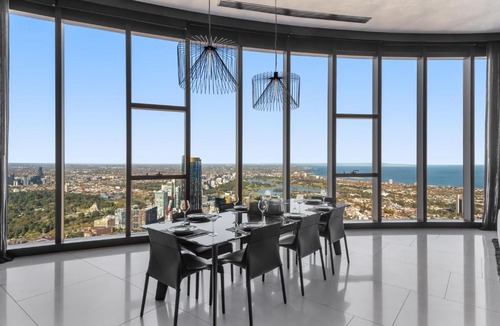 Southbank Apartment | Complete Host Prima Towers Apartments