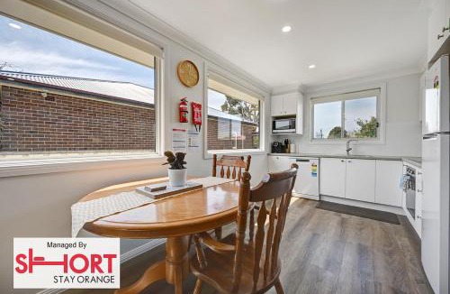 Orange Apartment | Conservatorium Villa 3 - In Central CBD