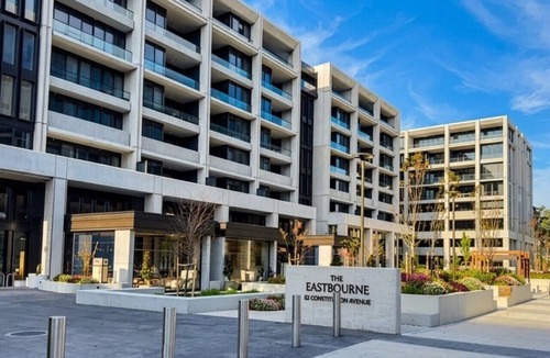 Reid Apartment | Contemporary 2BR Stay