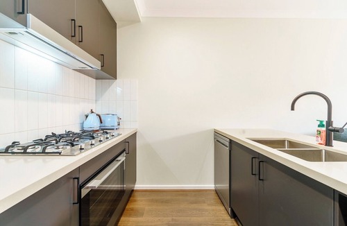 Plumpton House | Contemporary Comfort Brand New Deanside Retreat