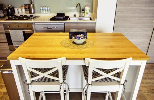 Footscray Apartment | Contemporary Comfort