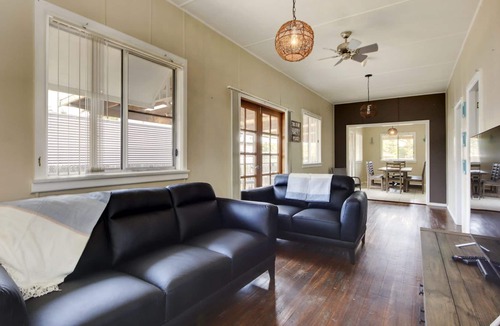 South West Rocks House | Convenient Location Outdoor Pet Friendly , No Linen