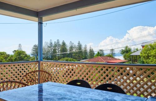 Black Head House | Cooinda Cottage Black Head Village