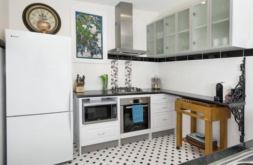Cooks Hill House | Cooks Hill Chalets - Petite Chalet