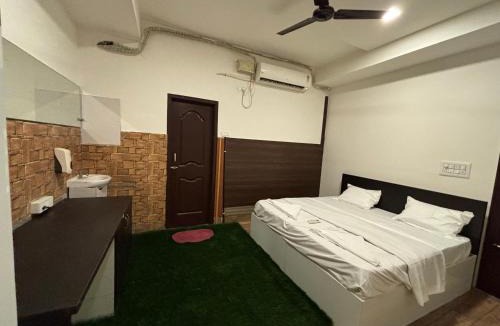 Narasapura Bed & Breakfast | Cool comfort