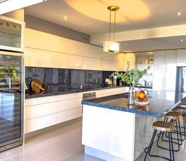 Coolum Beach Villa | Coolum Beachfront Luxury for Family and Friends