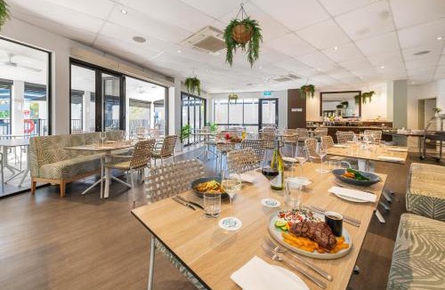 West Mackay Hotel | Coral Cay Resort