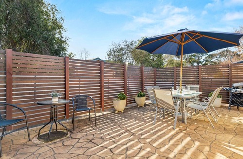 Huskisson Villa | Coral Villa by Experience Jervis Bay
