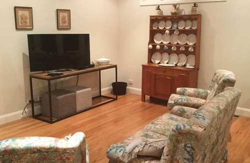 Moss Vale Cottage | Corelli Cottage - quaint 1920's cottage
