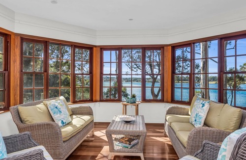 Merimbula House | Cornwall Cottage - Fantastic Lake View
