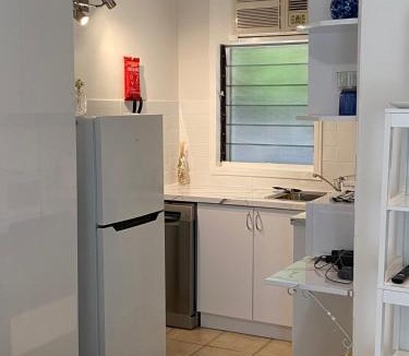 Nelly Bay Apartment | COST EFFECTIVE ISLAND ESCAPE! Studio Unit, Nelly Bay