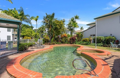 Trinity Beach Resort | Costa Royale 3 Bedroom Beachfront Apartment 9