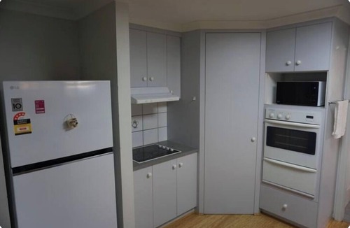 West Beach House | Cosy 3 x2 abode in peaceful West Beach, Esperance.
