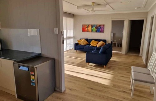 Wokurna Cabin | Cosy beach-front shack with easy access to everything Port Broughton offers.