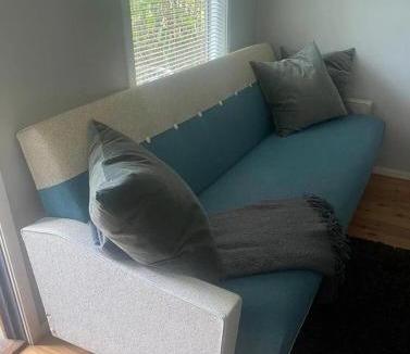 Mollymook Beach House | Cosy retro styled bungalow