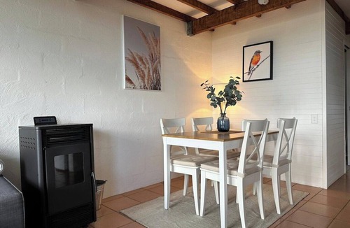 Balmoral Ridge Cottage | COTTAGE 2 · Maleny-Montville Cottages #2 - 2 bed + ocean views