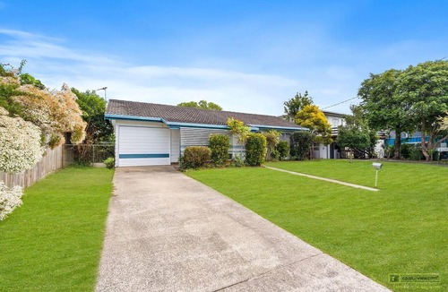 Bongaree House | Cottage on Cormorant