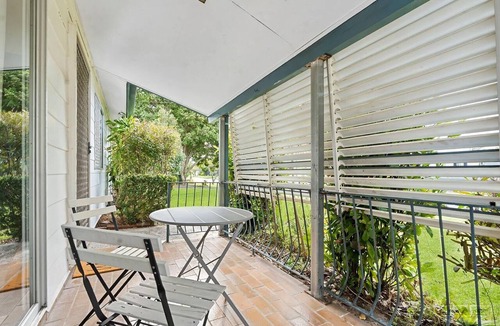 Bongaree House | Cottage on Cormorant