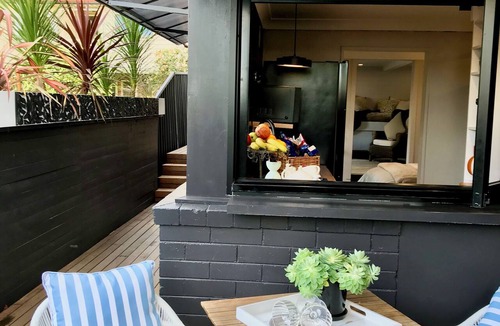 Carey Bay Apartment | Courtyard Pool Studio — Private Luxe Retreat.