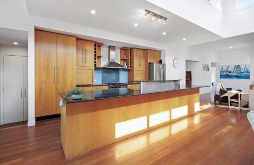 Sorrento House | Couta Coastal Haven