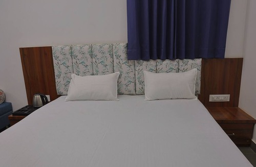 Chittorgarh Other | Cozy 2-bedroom with luxurious Pool and kitchen farmhouse in Chittorgarh with AC