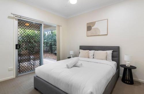 Mount Warren Park House | Cozy 2BR Retreat in Peaceful Mount Warren Park