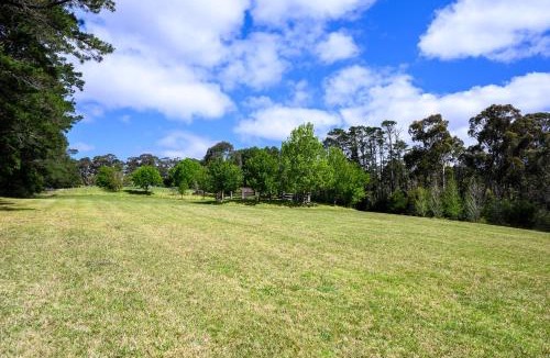Bilpin Apartment | Cozy 3BR 1BA Home with Yard & Game Room Access H1