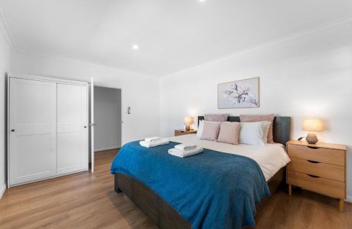 Keswick House | COZY 3BR home near Adelaide CBD