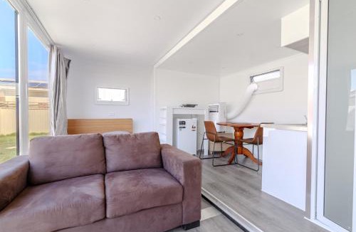 Buddina Apartment | Cozy Beachside Studio