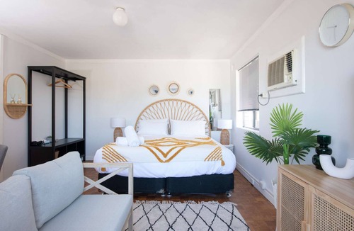 Perth Central Business District Apartment | Cozy, budget-friendly 1BR motel unit, near park, easy access to free buses