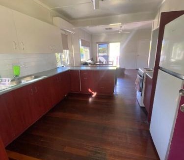 Blackall House | Cozy Country Home