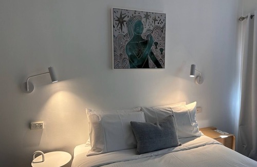 St Kilda Apartment | Cozy Queen Studio at MAC St Kilda - Acland