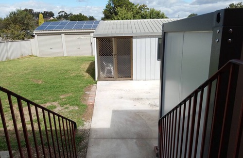 Kennington Cabin | Cozy sleep out with free wi-fi