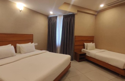 Madurai Hotel | CR RIVERA
