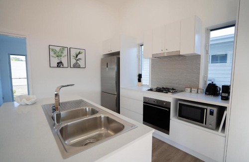 Urangan Villa | Crab Cottages