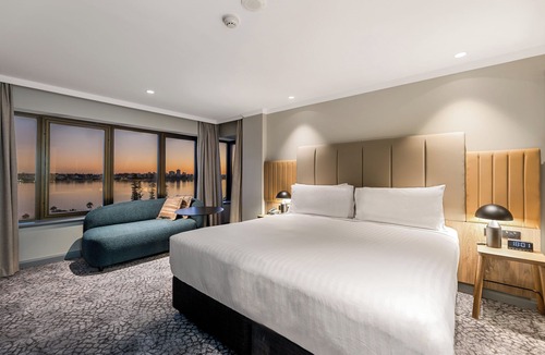 East Perth Hotel | Crowne Plaza Perth by IHG