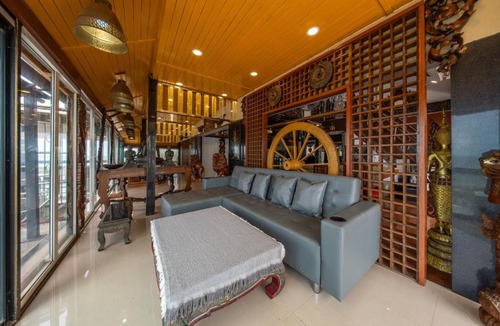 Koh Lan Villa | Crystal Sea Villa
