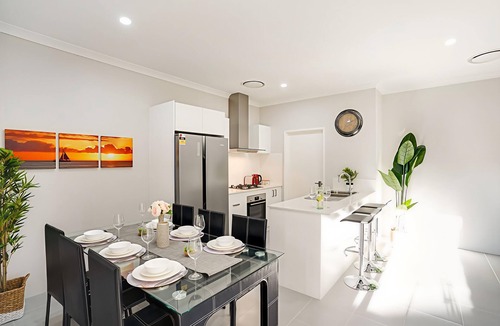 Balga House | Culloton Escape – Spacious 3BR Family Home Near Parks & Shops